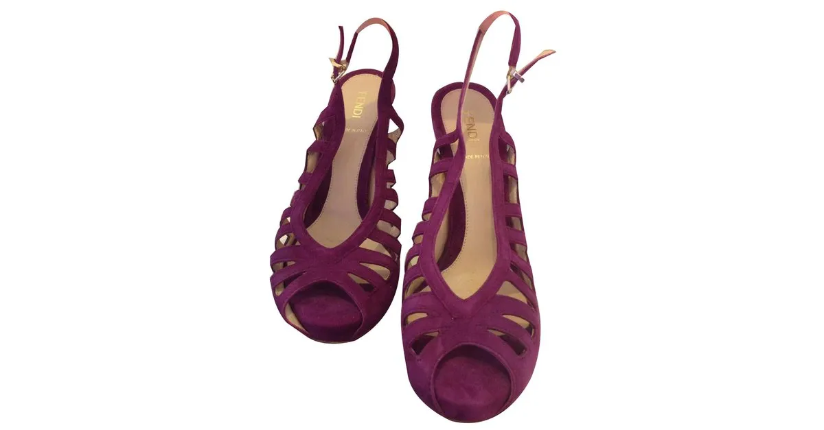 Fendi Tacones Púrpura 