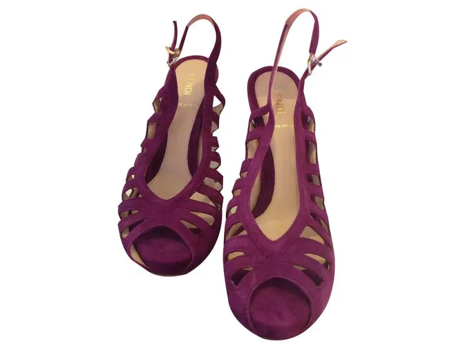 Fendi Tacones Púrpura 