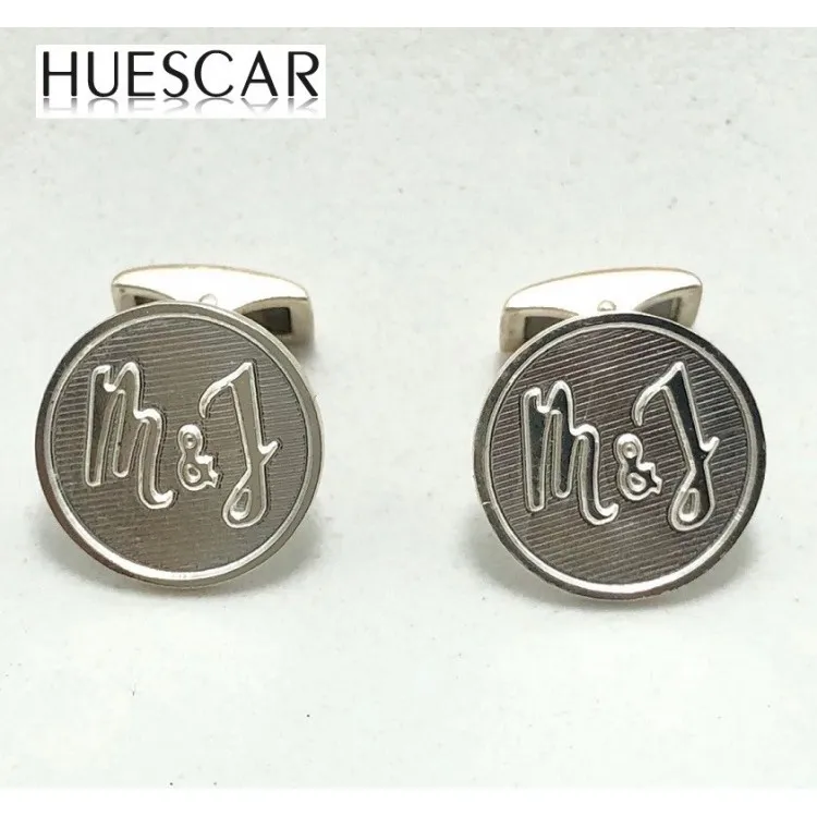 Gemelos para novios ENCARGO iniciales en relieve