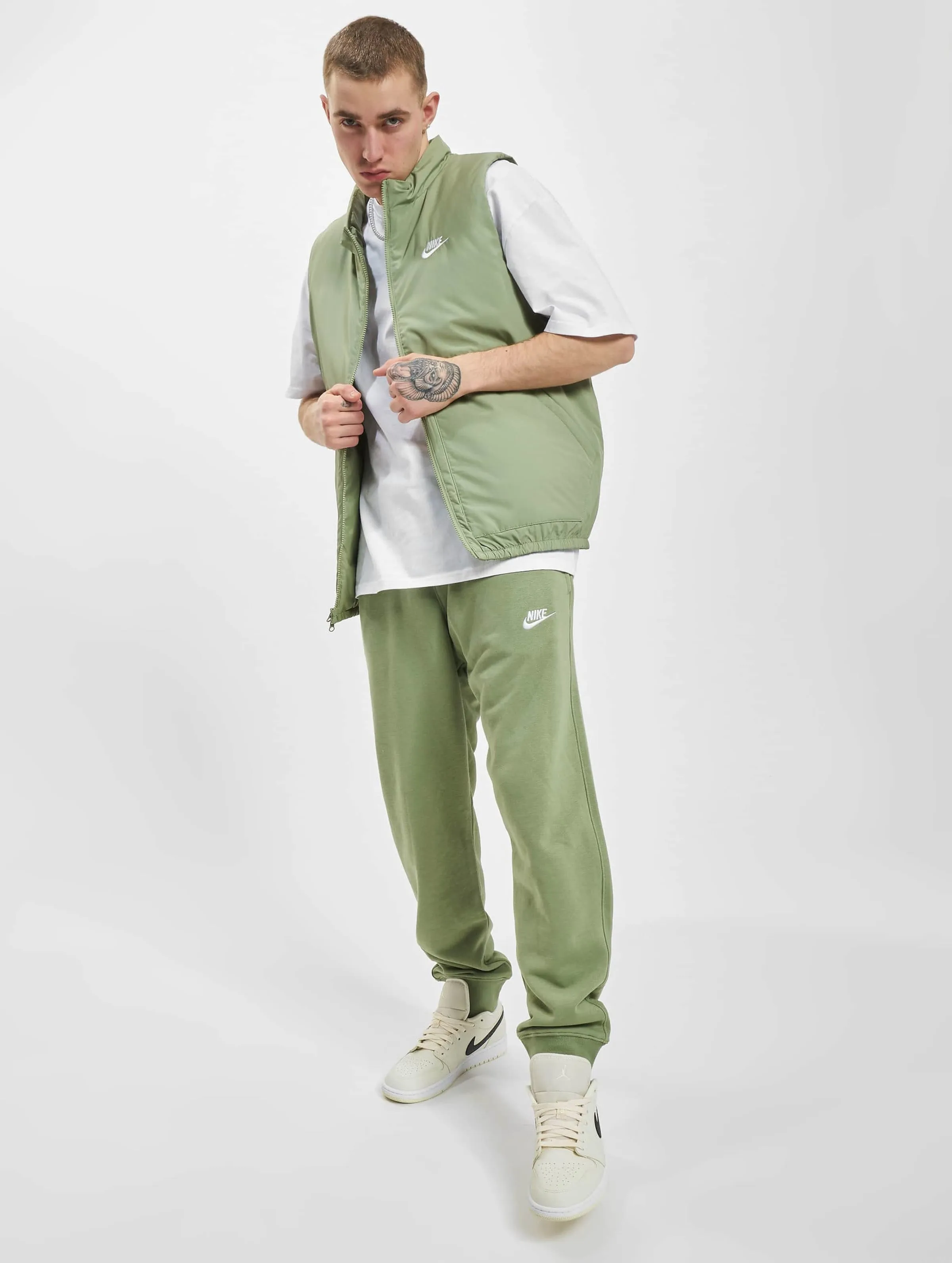 Nike Therma Fit Club Insulated