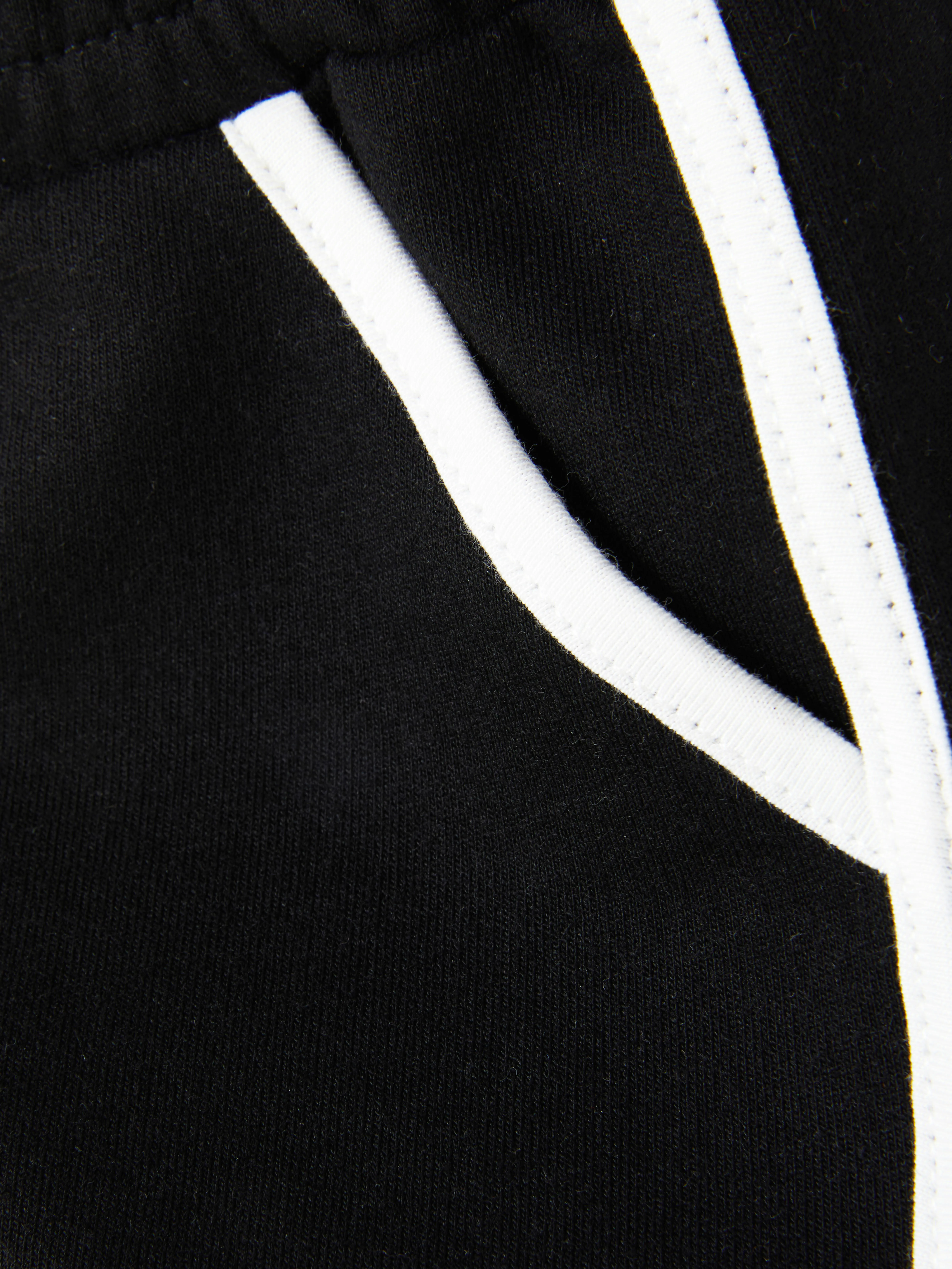 Pantalones cortos con cordón de ajuste