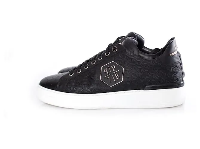 Philipp Plein, zapatillas bajas de cuero negras. Negro 