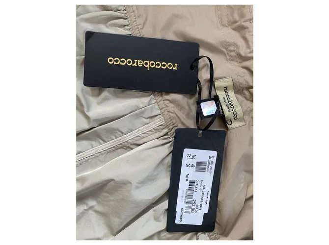 ROCCOBAROCCO Abrigos, Ropa de calle Castaño Dorado 
