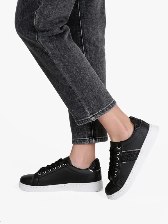 Solada Zapatillas de mujer con cordones.