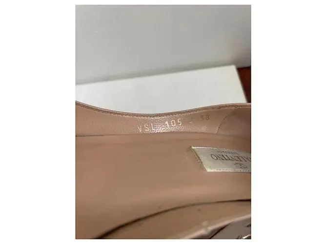 Valentino Garavani coleccionista de TANGO Beige 