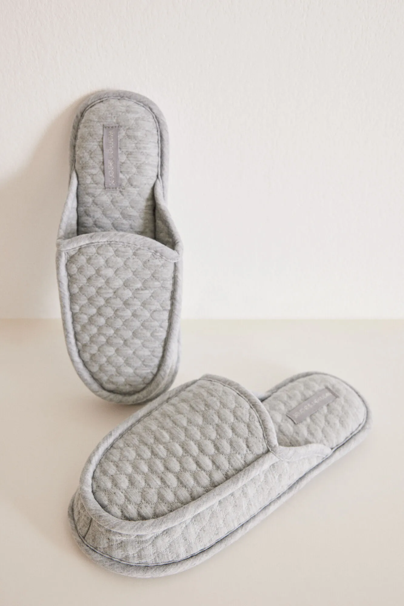 Zapatillas casa guatiné gris